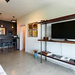 Ocean Blue Moderno Proximo A Praia Do Leblon Vista Mar Espetacular Piscina Garagem Wi Fi E Sauna